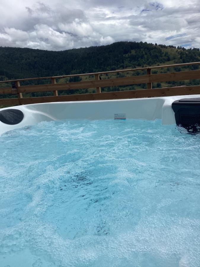 Les Chalets Bambi & Jacuzzi Privatif La Bresse Buitenkant foto