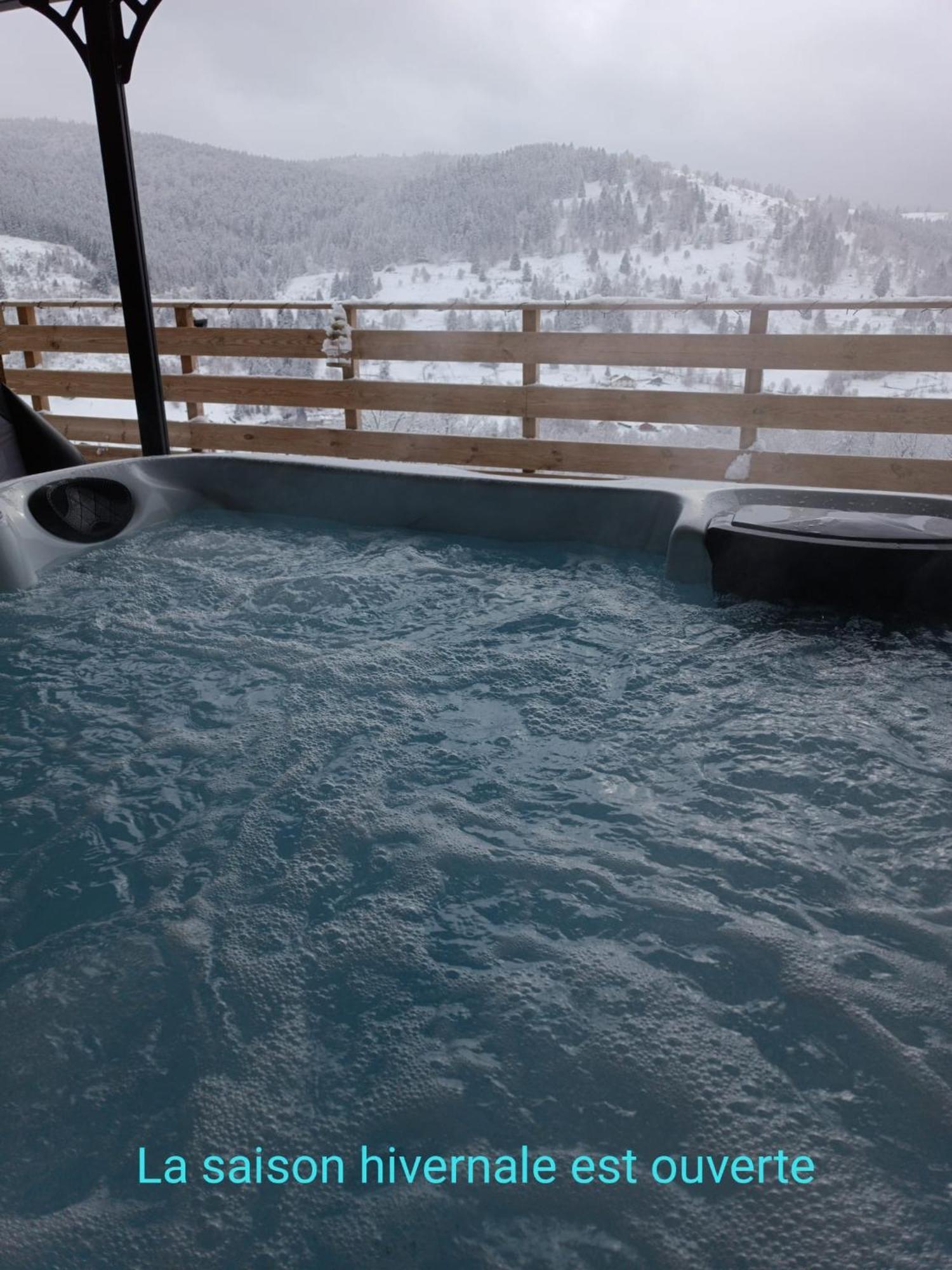 Les Chalets Bambi & Jacuzzi Privatif La Bresse Kamer foto