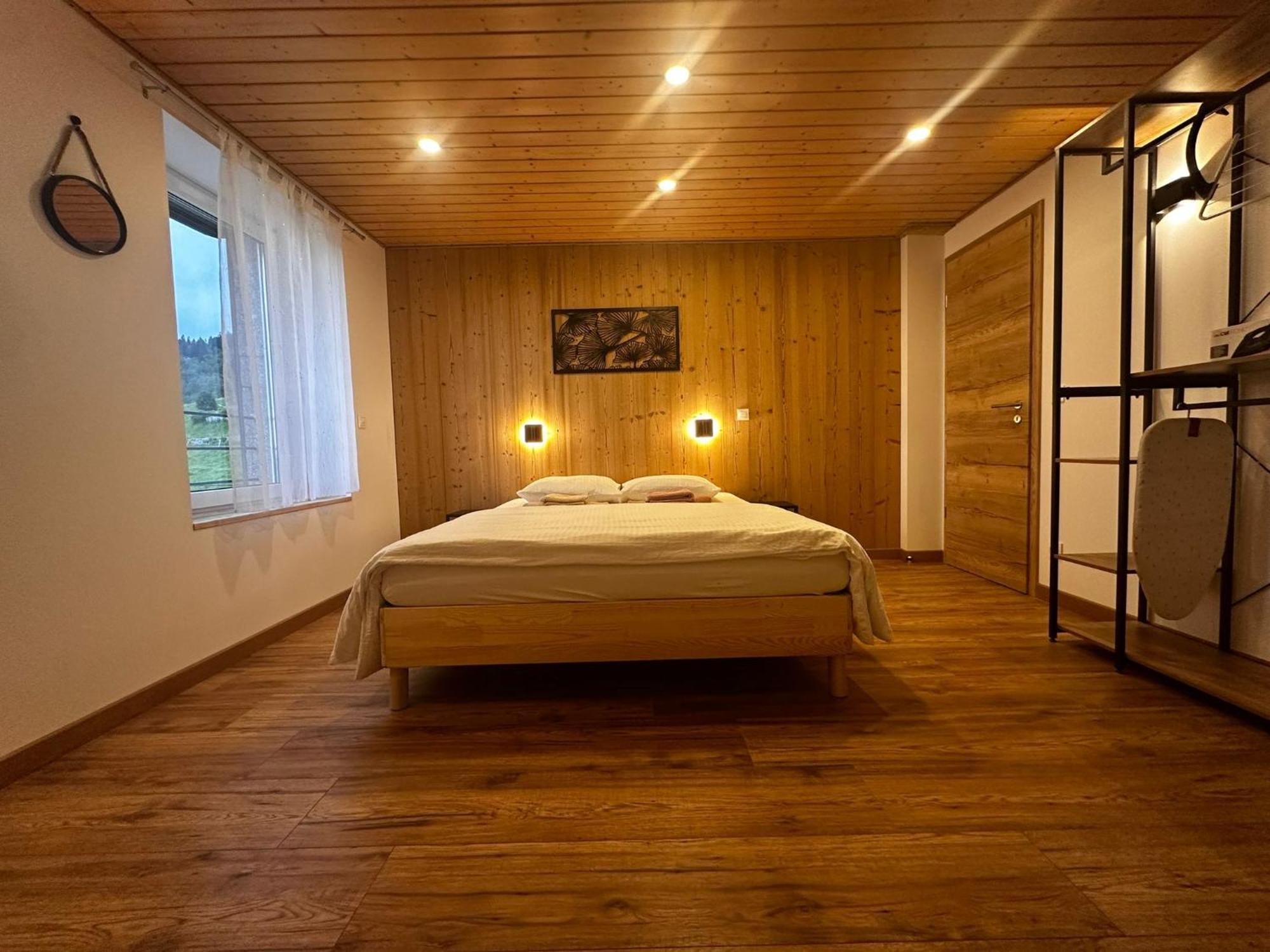 Les Chalets Bambi & Jacuzzi Privatif La Bresse Kamer foto